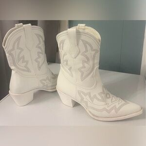 White Heeled Cowgirl Boots